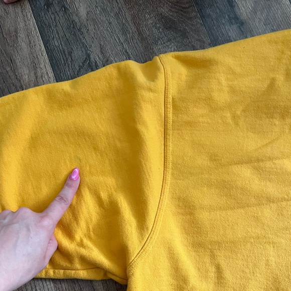 Champion Men's Vibrant Yellow Crewneck Sweater - Picture 5 of 5